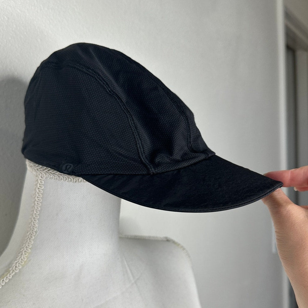 Lululemon Black Adjustable Runners Hat