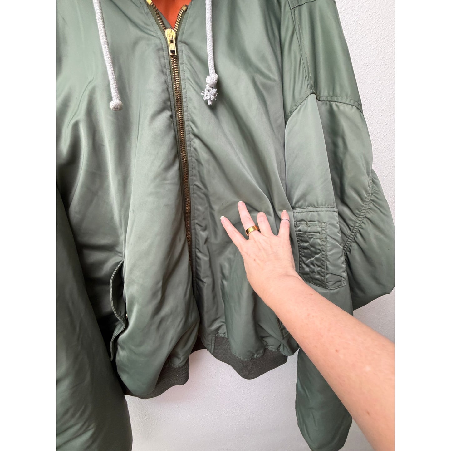 Vetements x Alpha Mens M Green Hooded MA1 Bomber