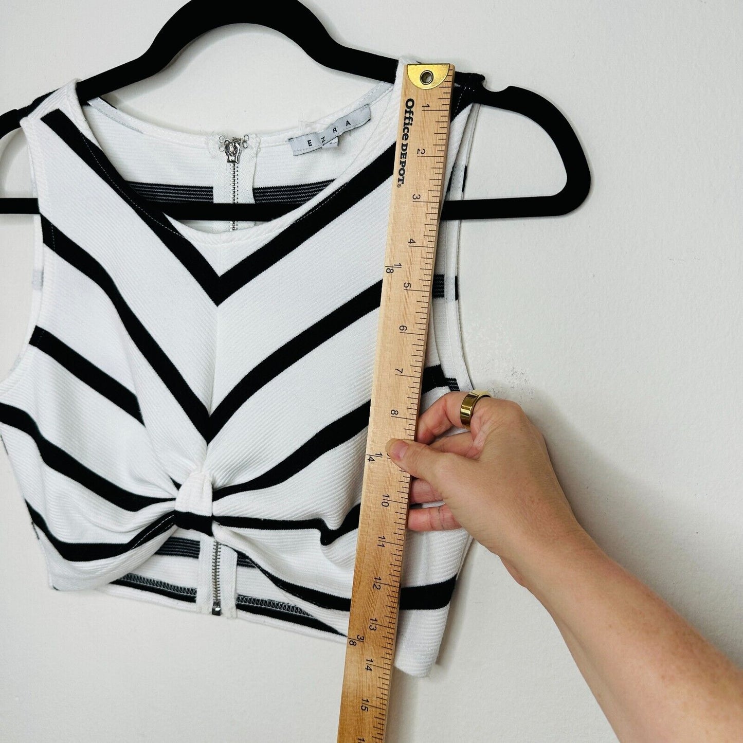 Ezra Black & White Striped Sleeveless V-Neck Crop Gathered Front Knot Back Zip S