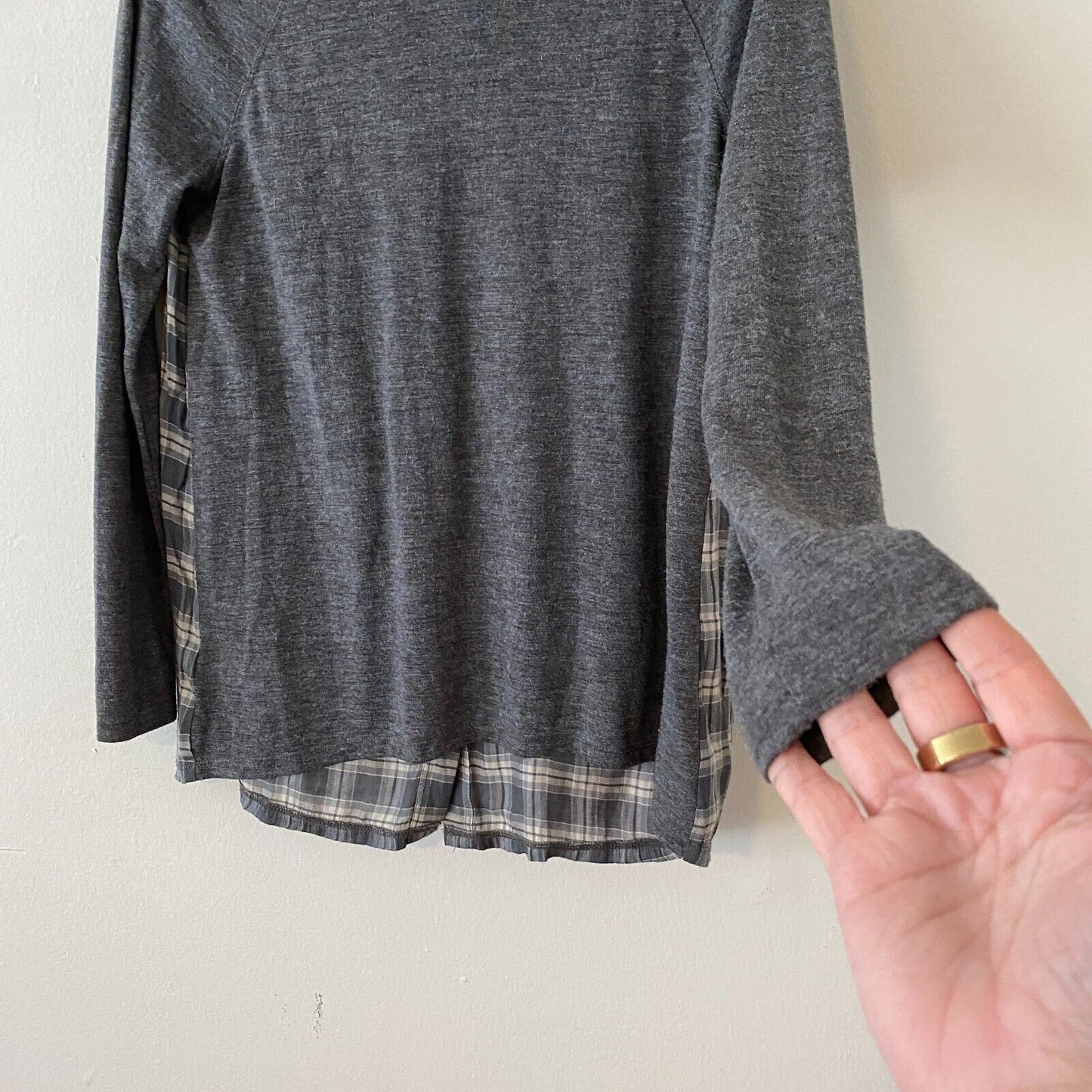 Ann Taylor Loft High Low Medium Gray Top Gray Blue & Cream Plaid Button Down XSP