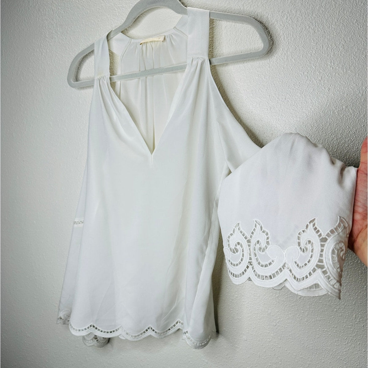 Ramy Brook White Cold Shoulder Eyelet Lace Bell Sleeve Eyelet Trim Blouse XS