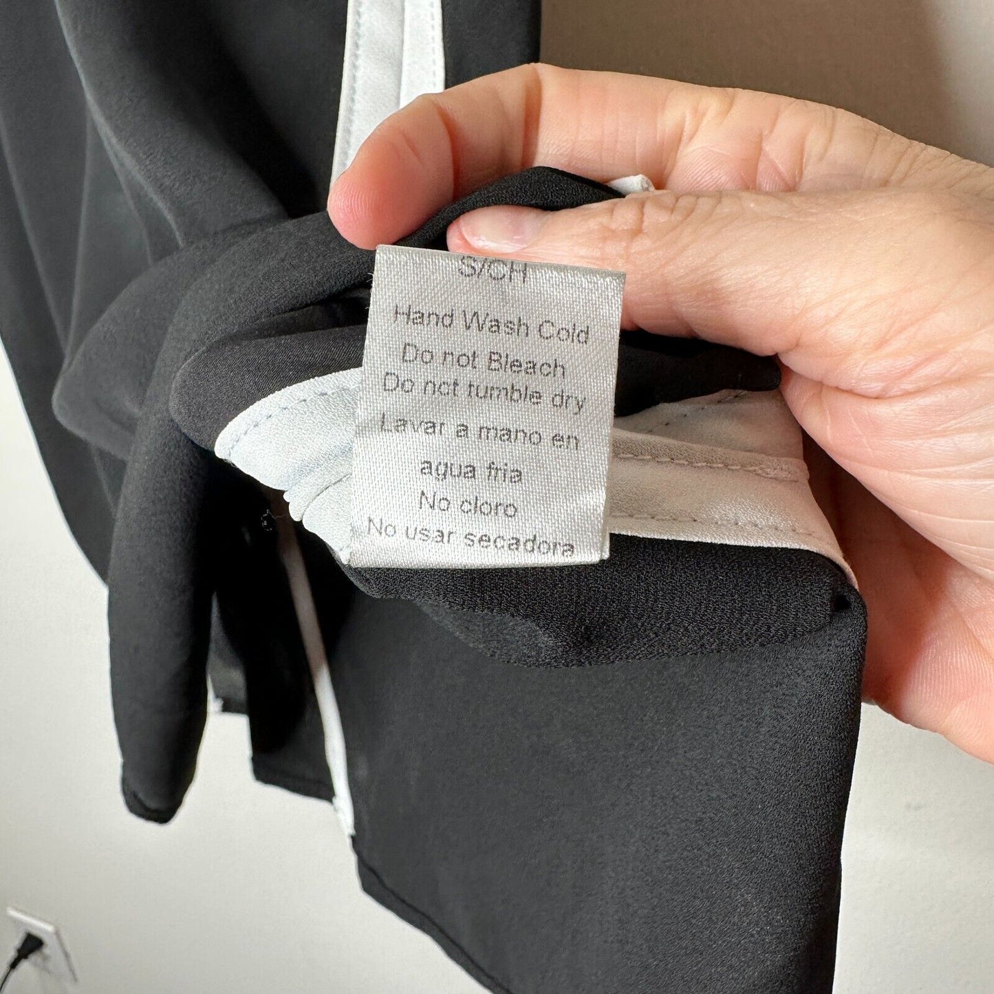 FATE Black & White Lined Stripe Tie Side Back Flowy Halter Blouse Top Small