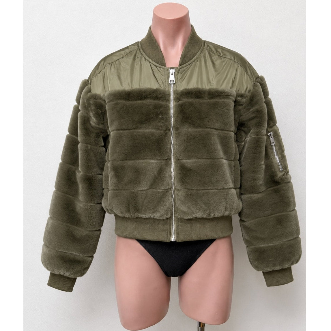 NWOT Guess Felicia Super Soft Olive Green Faux Fur Bomber Jacket Side Pockets XS