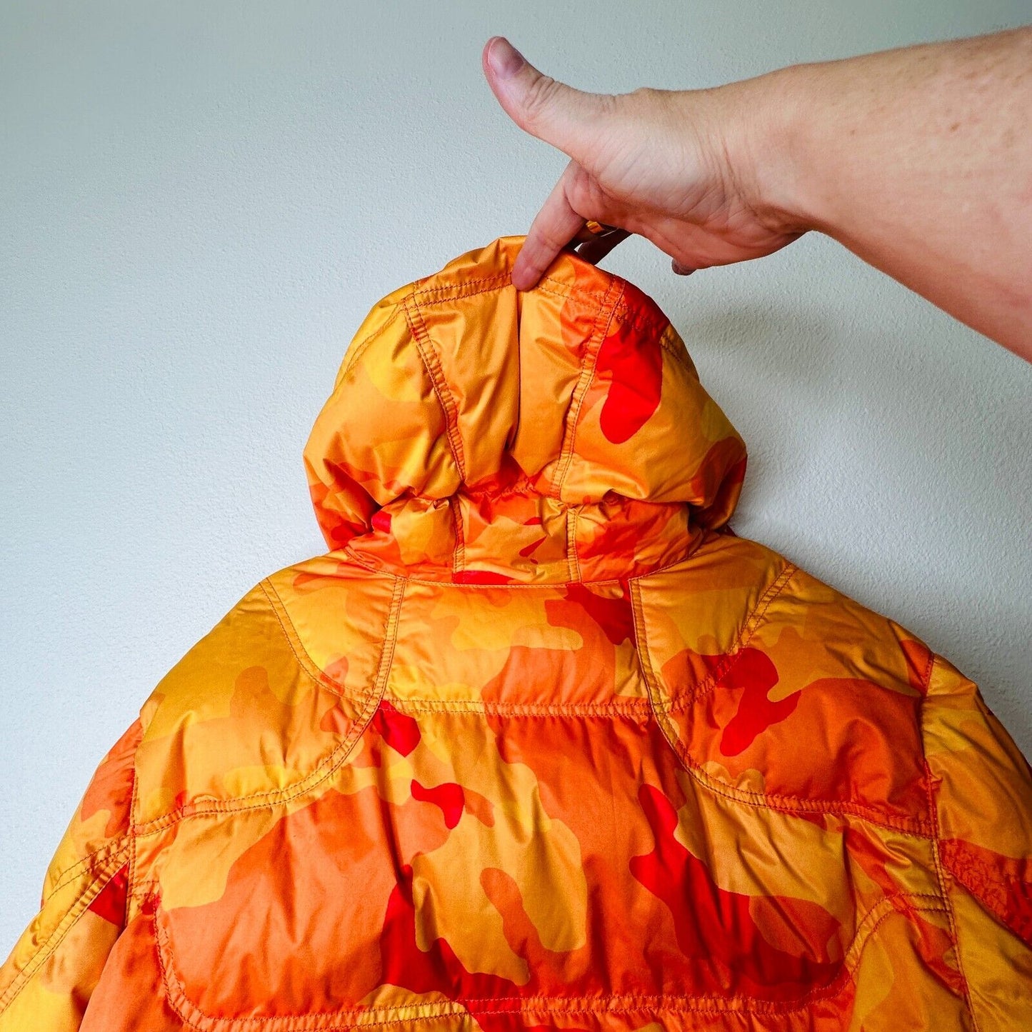 Kru St. Moritz Yellow Pink Orange Camo Front Button Zip Long Sleeve Hood Jacket