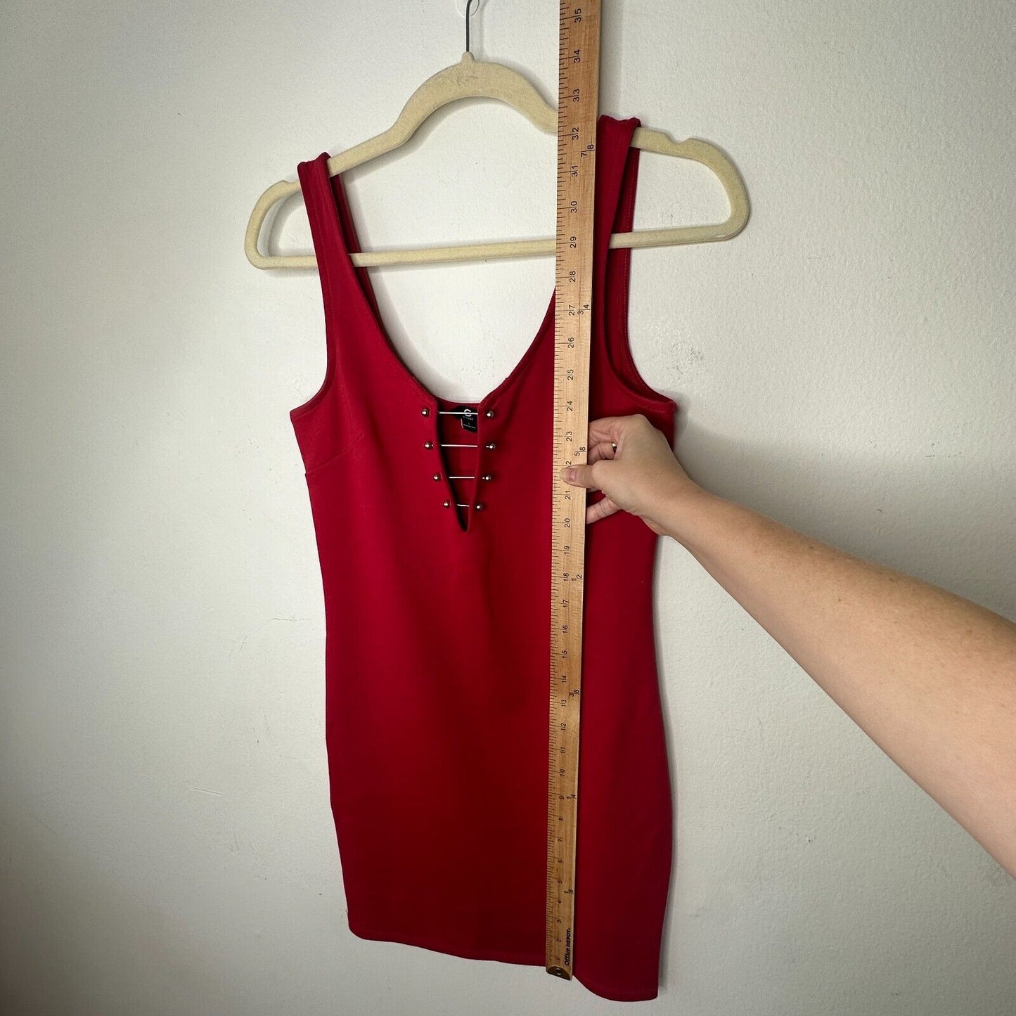 G by Guess Red Bodycon Silver Embellished V-Neck Sleeveless Mini Dress Small