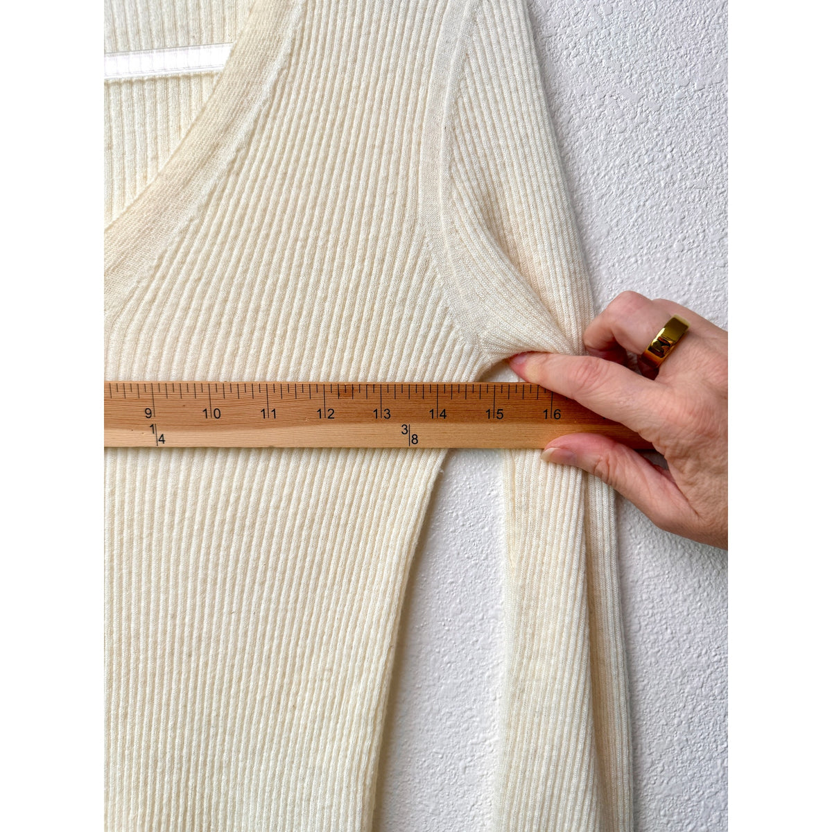Rag & Bone Ribbed V Neck Sweater Women US S Cream