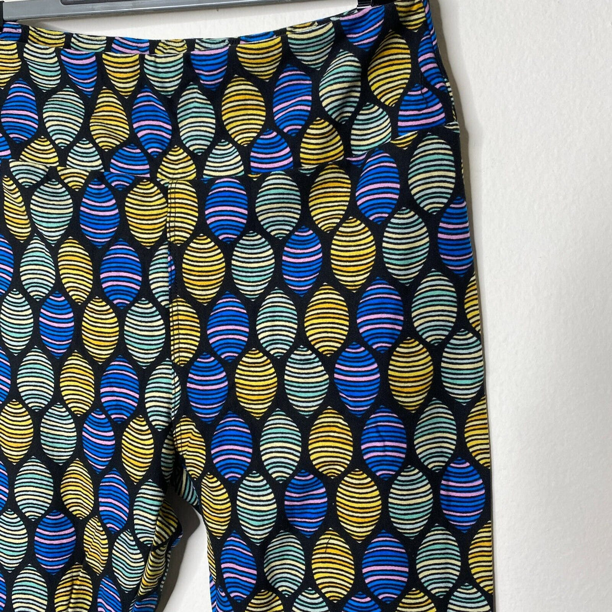 NWT LuLaRoe Black Blue & Yellow Green Pink Multi Egg Design Leggings Pants OS