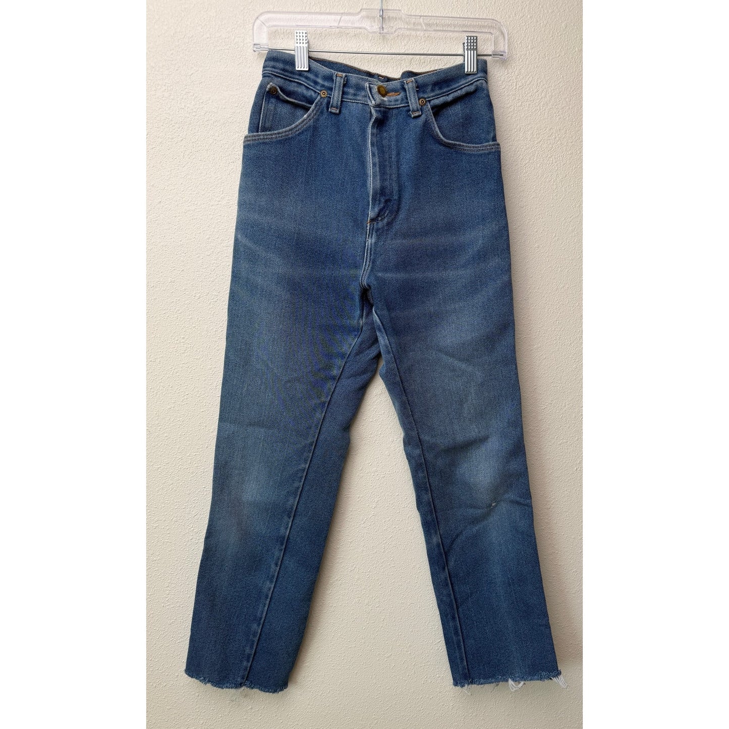 Wrangler Blue High Rise Raw Hem Jeans Women's 26