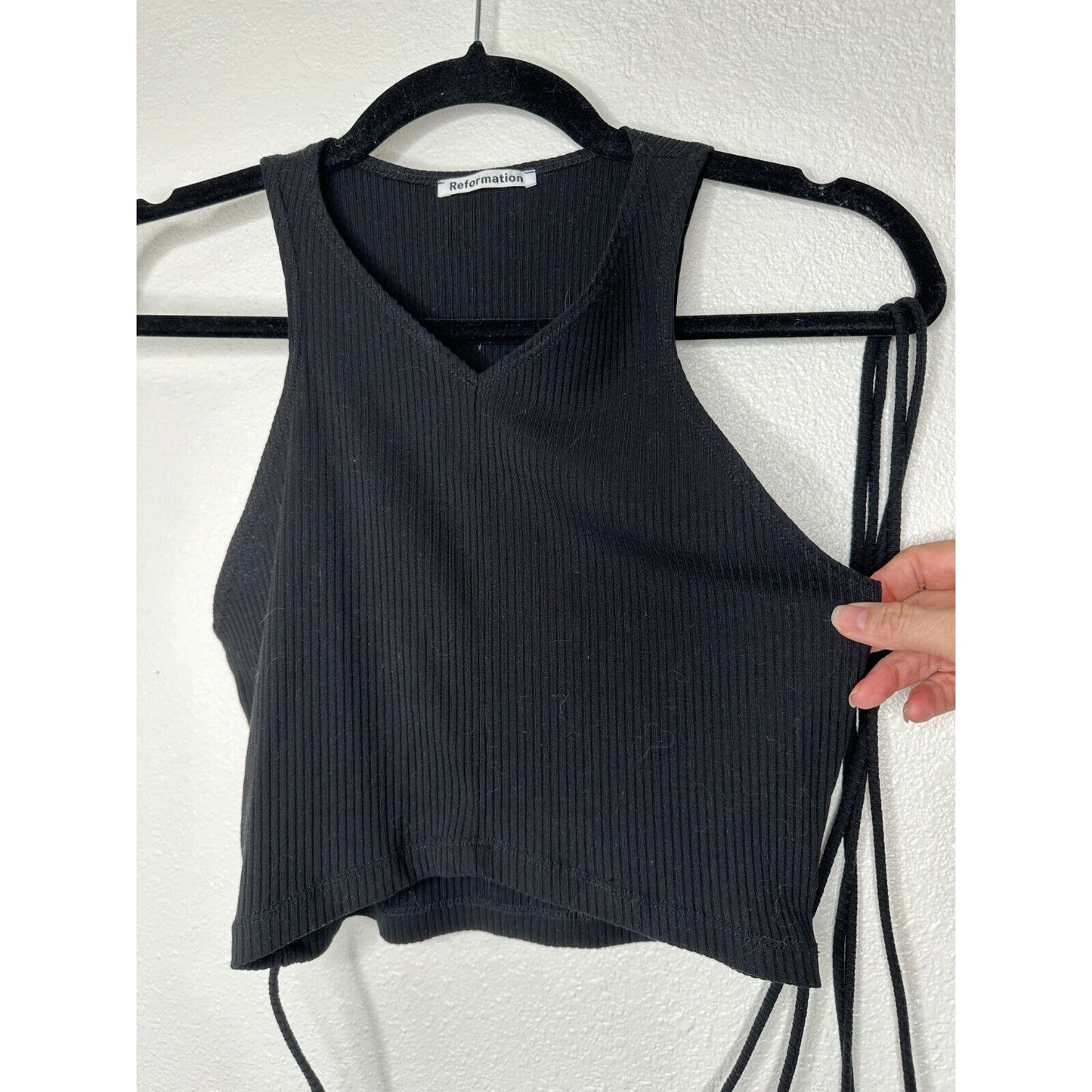 Reformation Yvie Black Ribbed Knit V-Neck Crop Tank Top Tie Wrap Around Waist S