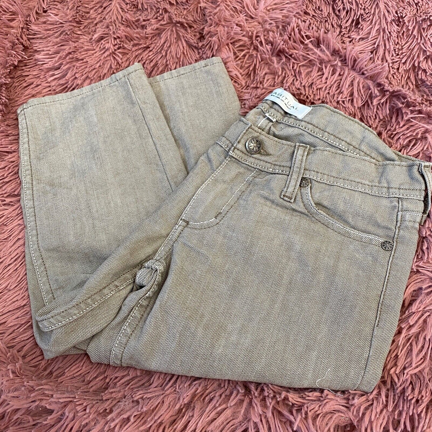 VTG Habitual Gray Taupe Low Rise Bermuda Long Line Design Pocket Denim Shorts 25