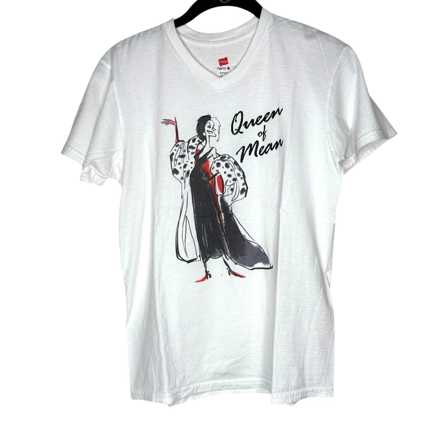 Disney Queen Of Mean Cruella De Vil Graphic White Short Sleeve VNeck Tee S