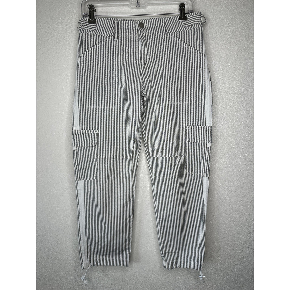 Sanctuary White & Gray Striped Cropped Utility Trouser Pant Cinched Ankle 27