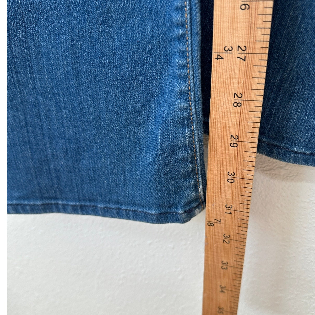 7 For All Mankind Light Medium Wash Boot Cut Flare Jeans Low Rise 30