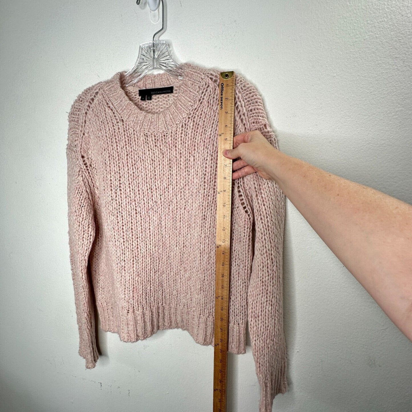 360 Cashmere Abbot Pale Rose Pink Loose Knit Crew Neck Band Cuff Neck Sweater S