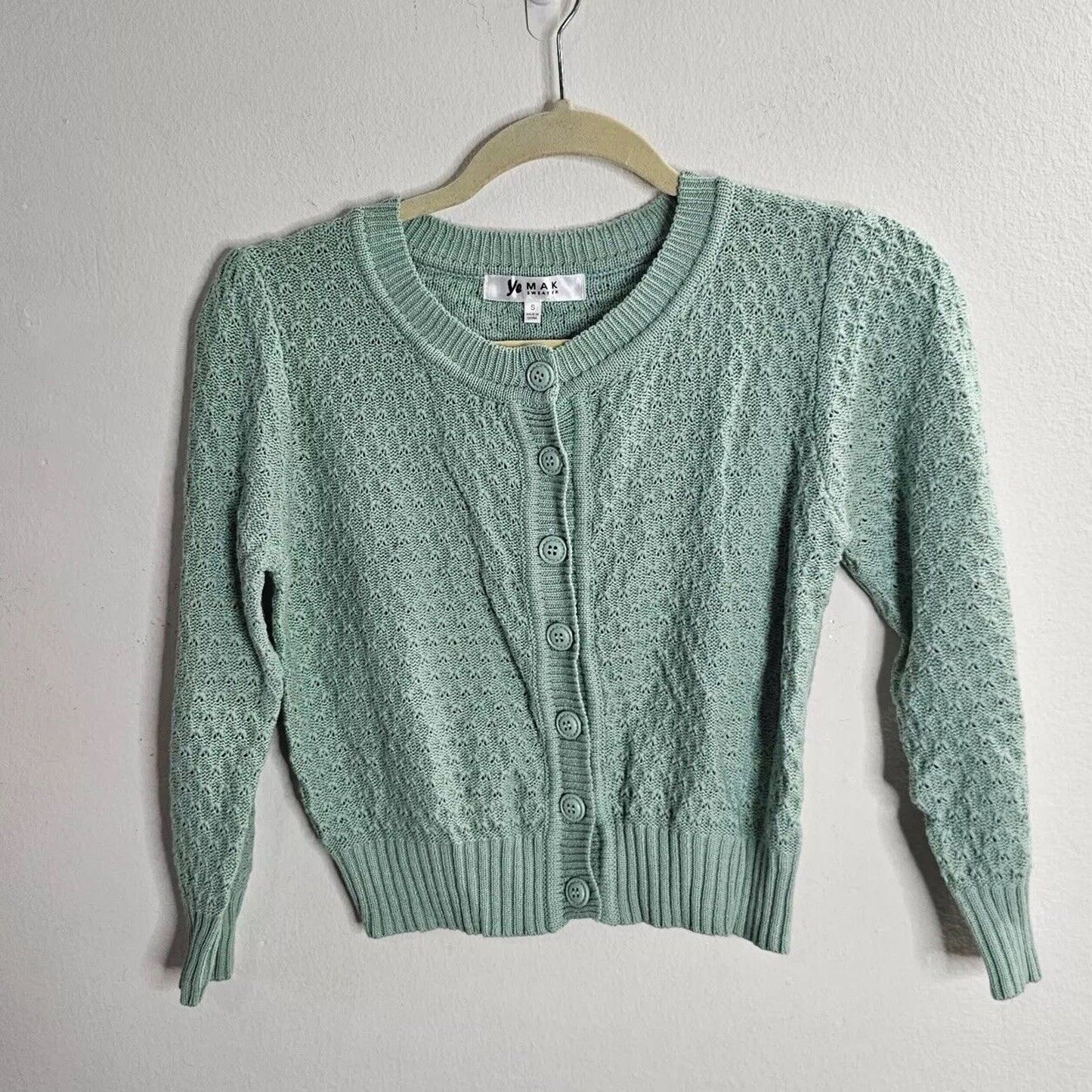 Ye Mak Mint Green Classic Casual Button Front Crew Neck Knit Crop Sweater Small