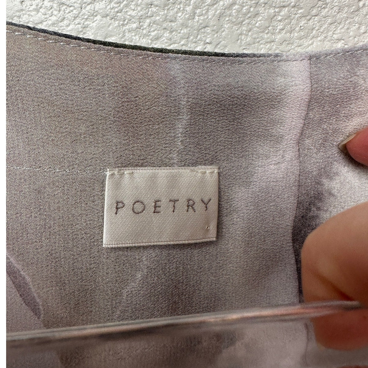 Poetry 100% Silk Blouse Gray Green Ivory Womens US 10 V Neck