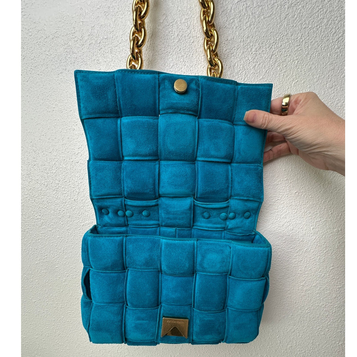 NWOT Bottega Veneta Chain Cassette Bag – Turquoise Suede with Gold-Tone Chain