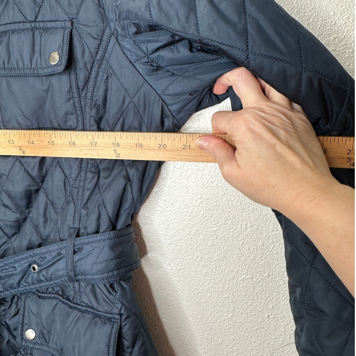 Banana Republic Navy Diamond Quilted Zip Belted Mock Neck Jacket L