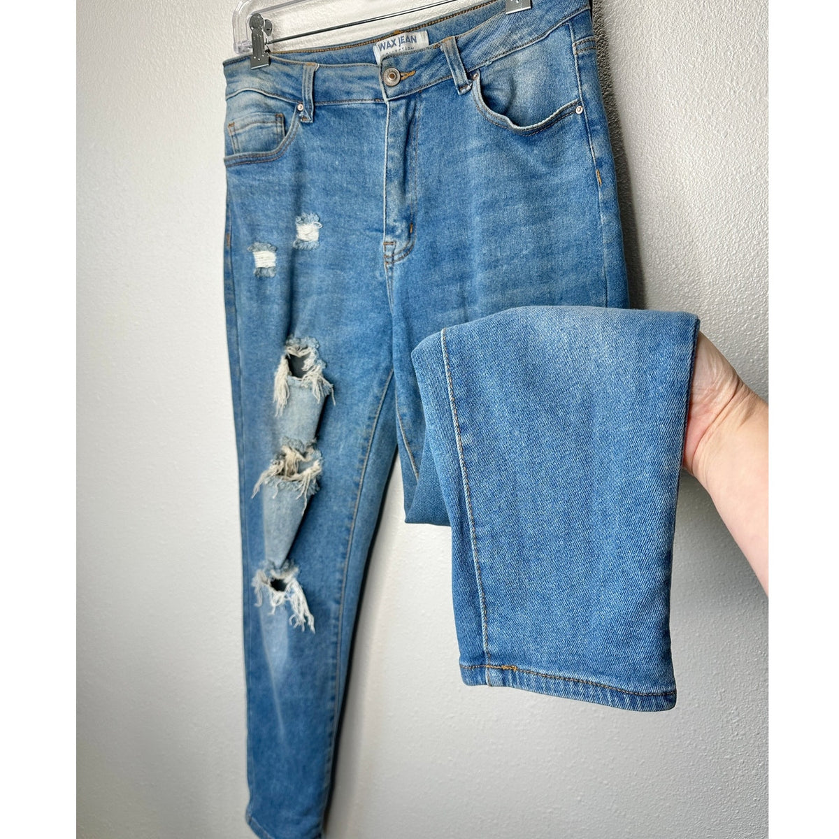 Wax Jean Collection Medium Wash Distressed Holes Boyfriend Denim Jeans 30