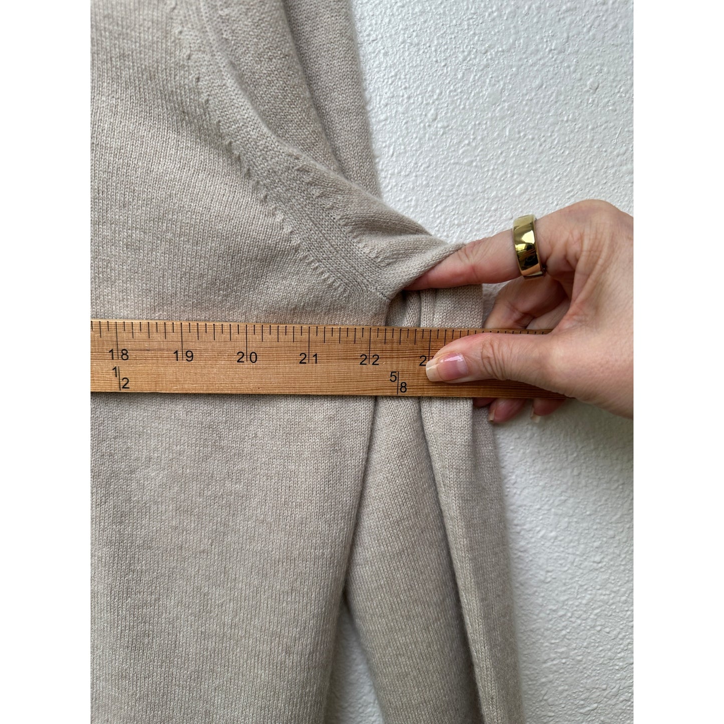 Hermes 100% Cashmere Crewneck Sweater Beige Men’s 2XL Made in Italy