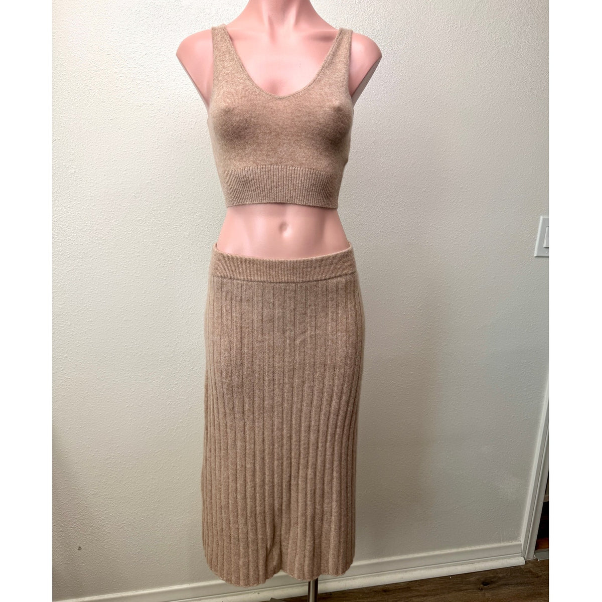 Quince Mongolian Cashmere Tank and Midi Skirt Set Women's XS S