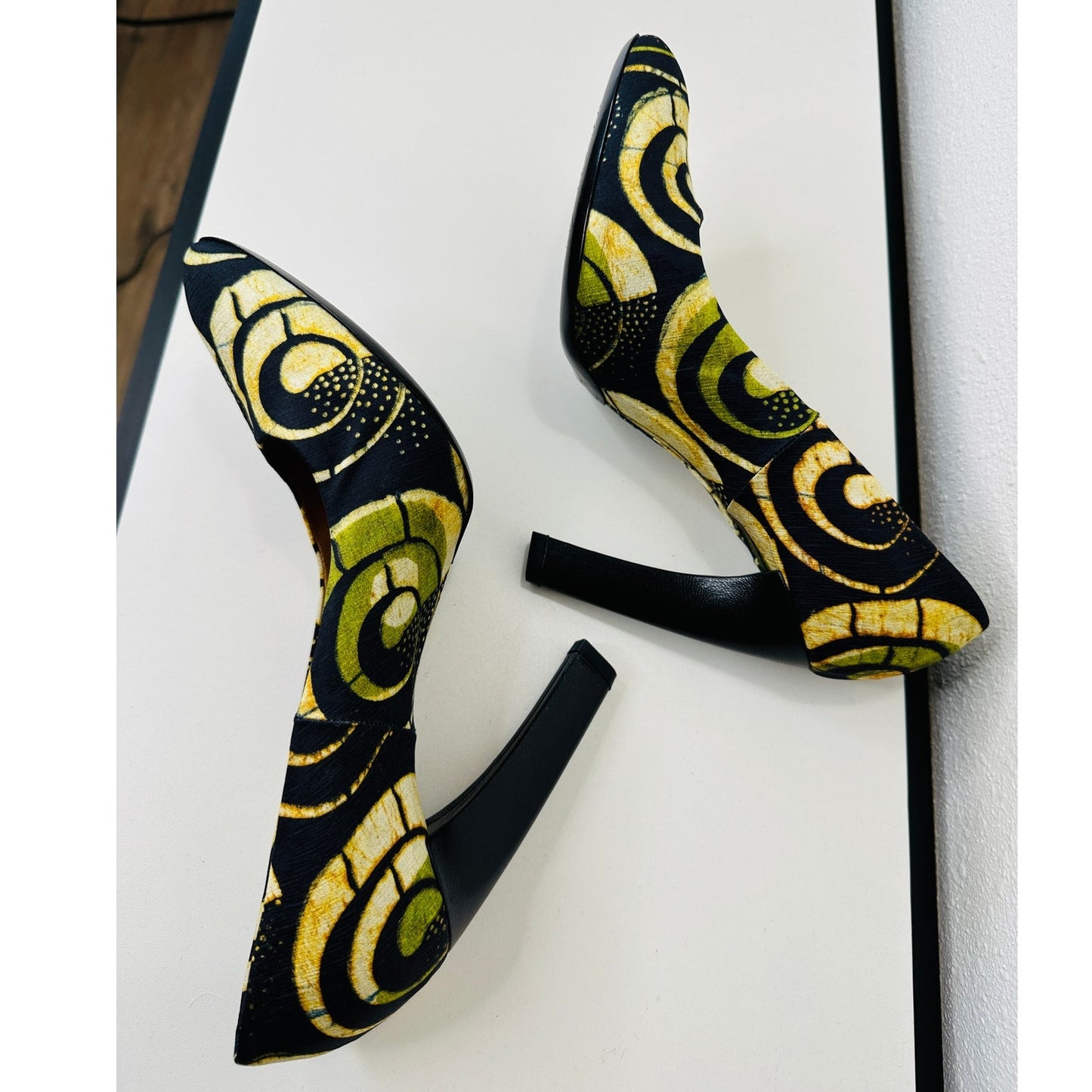 Dries Van Noten Italy Silk Leather Black Green Tan Platform 5" Heel Shoe 37.5 / 7.5