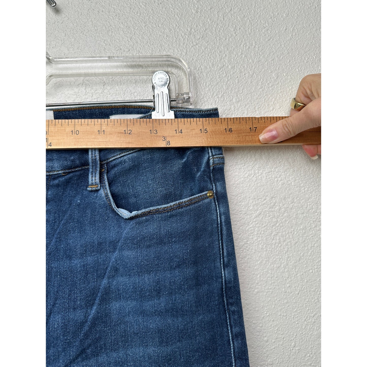 Frame Le High Straight Bestia Medium Dark Wash Women’s US 31 Jeans