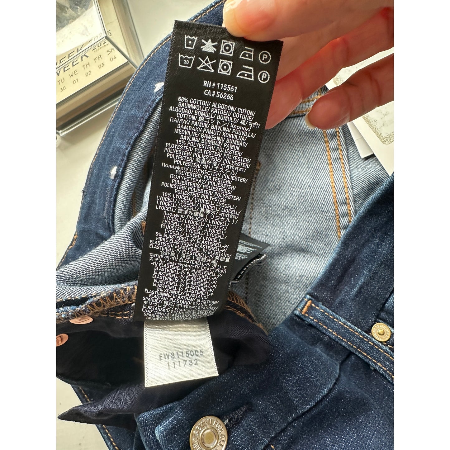 NWT 7 For All Mankind Kimmie Crop Skinny Jeans Dark Blue Women’s 33