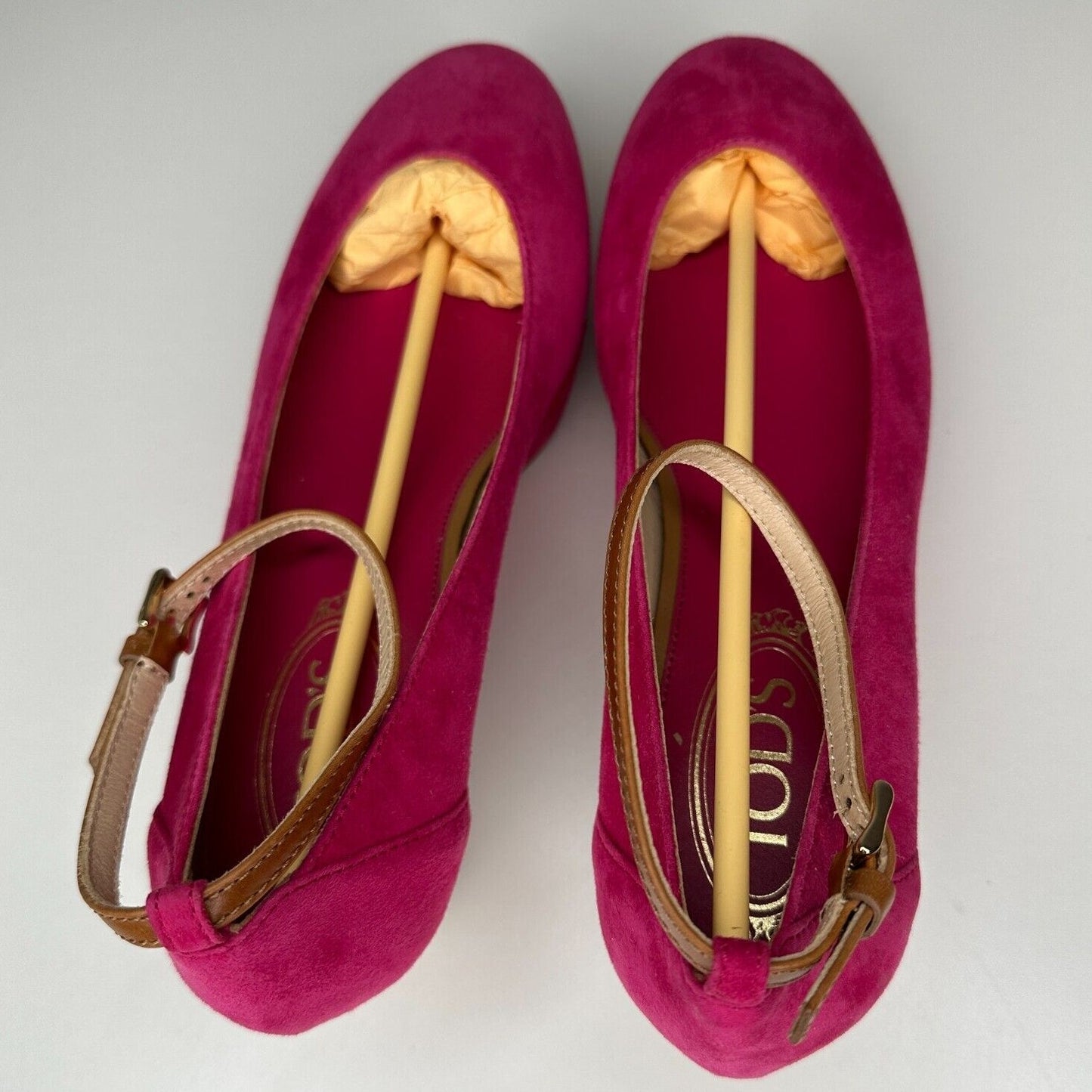 Tod's Deep Pink Suede Ankle Strap Ballerina Style Round Toe Wedge Shoes 38 / 8