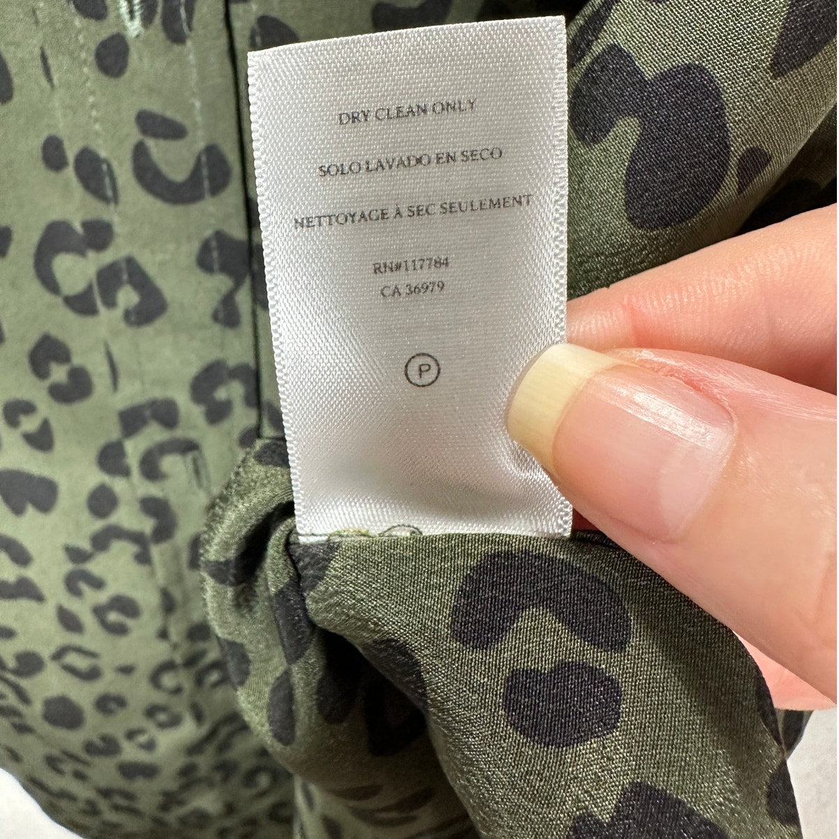 Rails Kate Olive Cheetah Print Long Sleeve Button Down Silk Blouse S