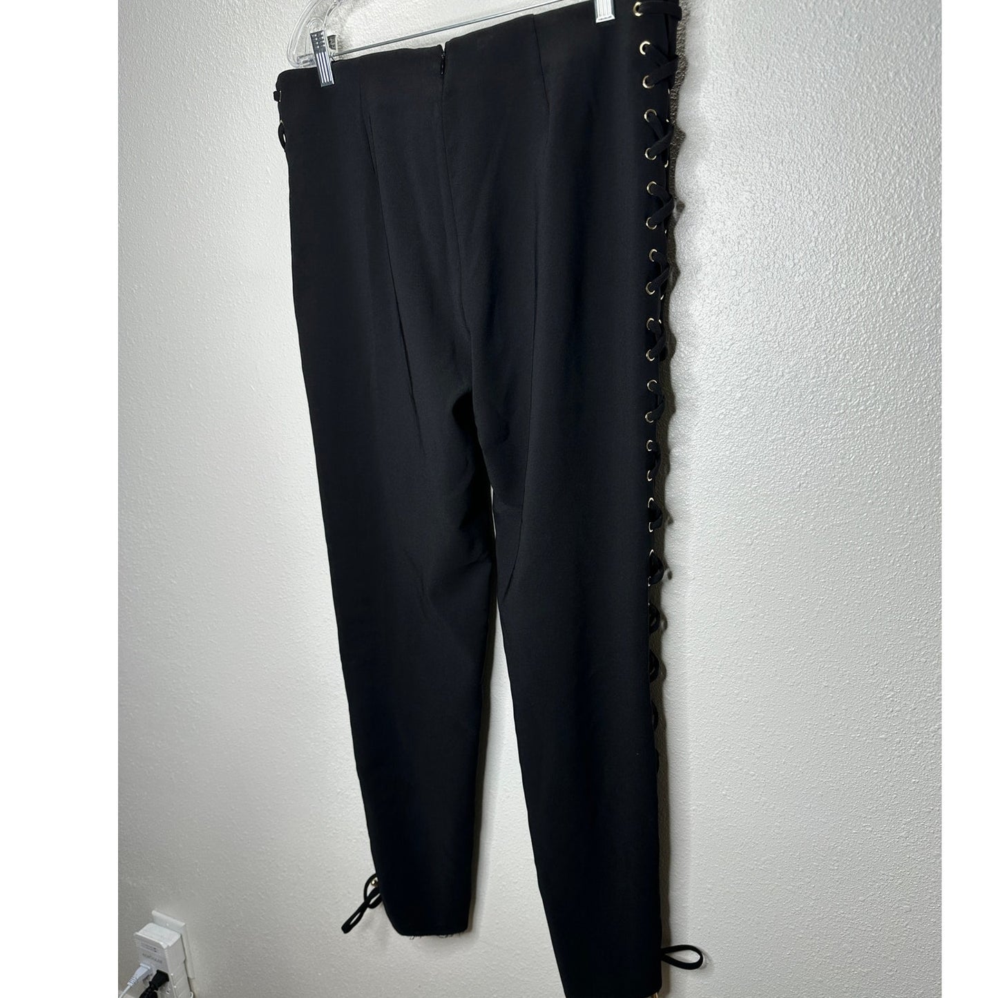 House of Harlow 1960 Black Pants Gold Grommet Side & Front Ties XL