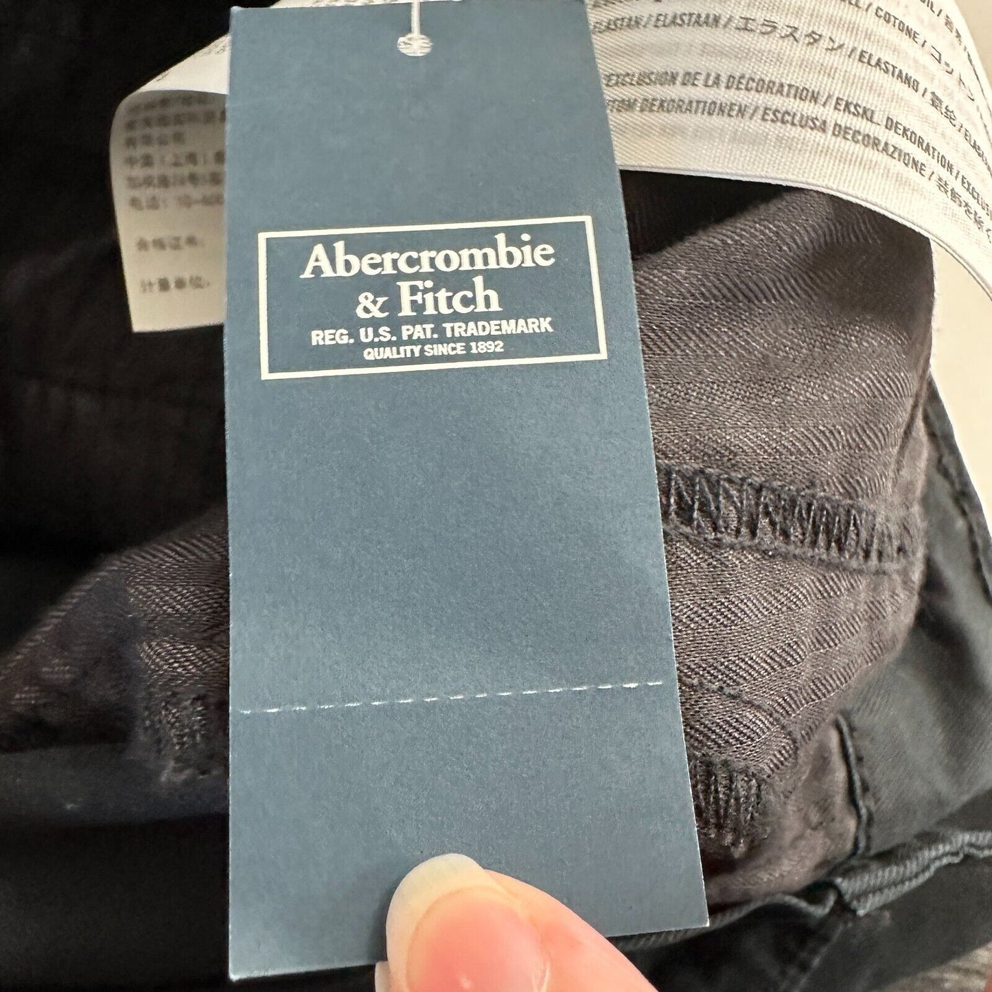 NWT Abercrombie & Fitch Black Denim Straight Leg Khaki Pants 27 / 4