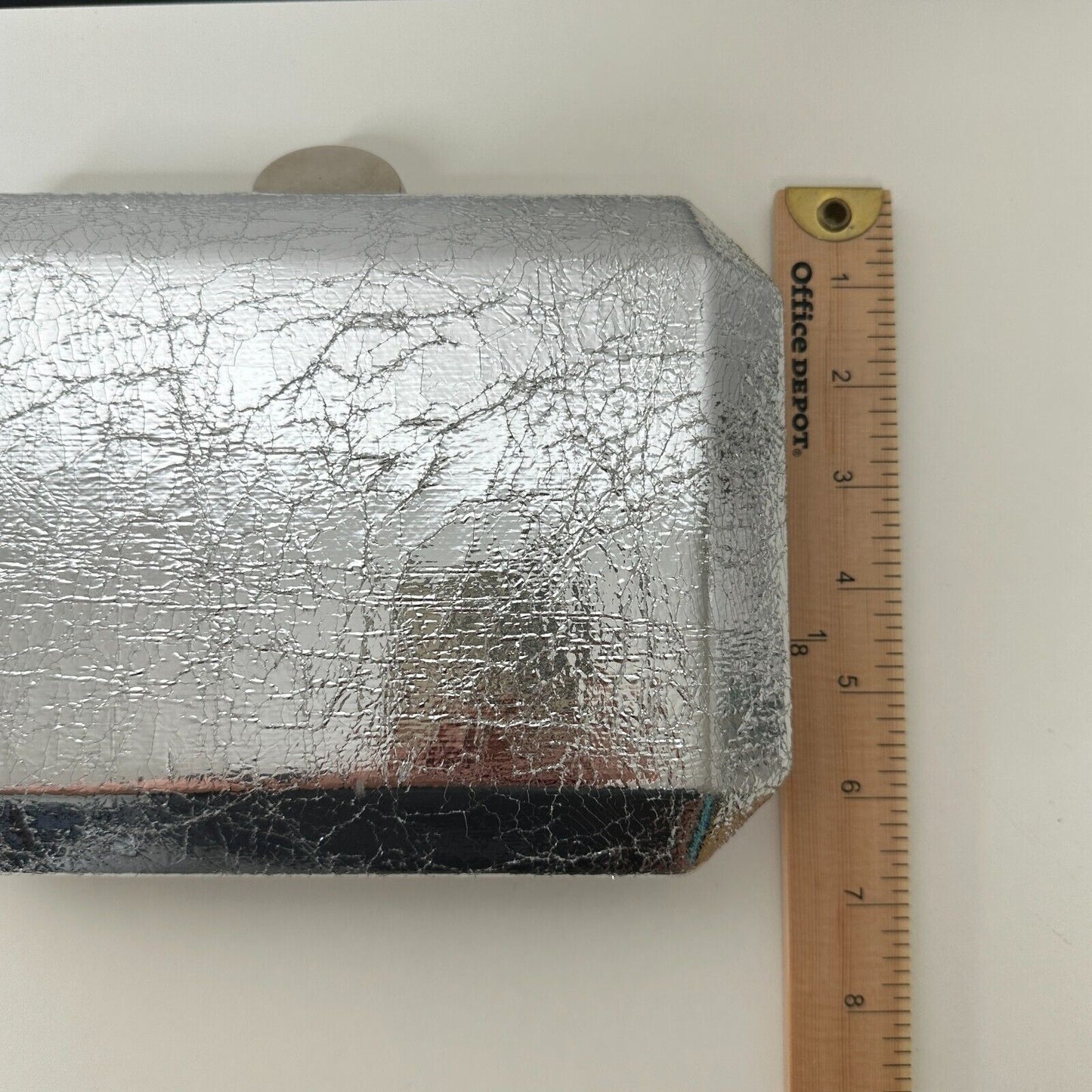 Lulu's Silver Metallic Krinkle Box Snap Close Clutch Purse & Chain Strap