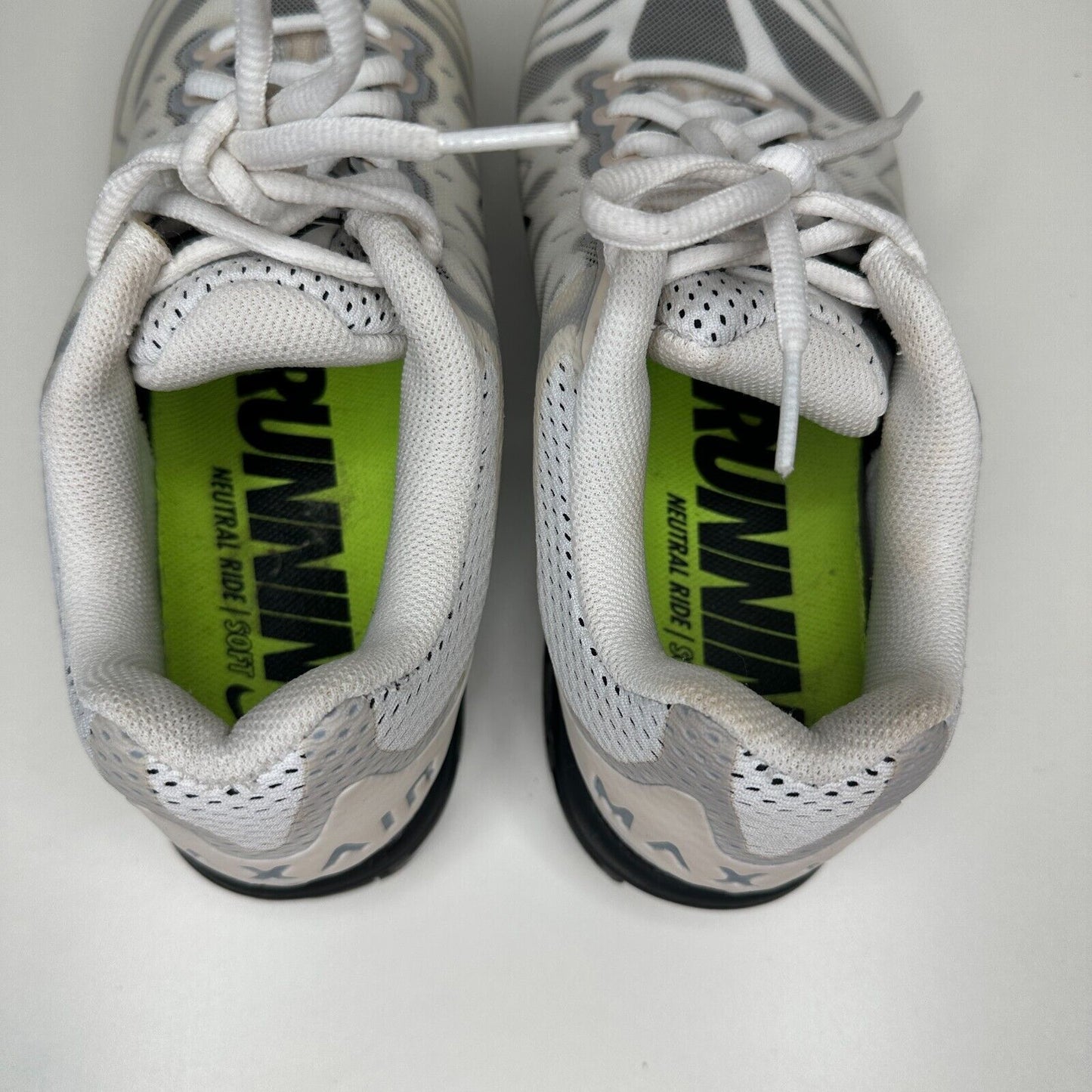 Nike Cream White Black Gray Tailwind 7 Max Air Womens Running Sneakers Size 9