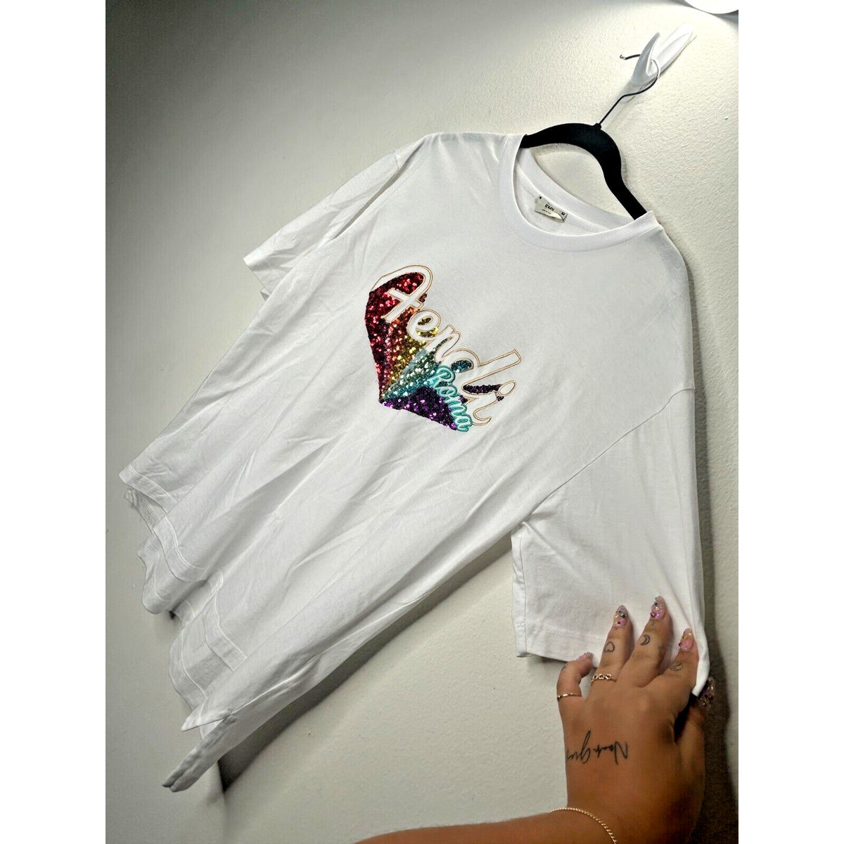 Fendi White Short Sleeve Round Neck Rainbow Sequined Fendi Roma Graphic Tee L