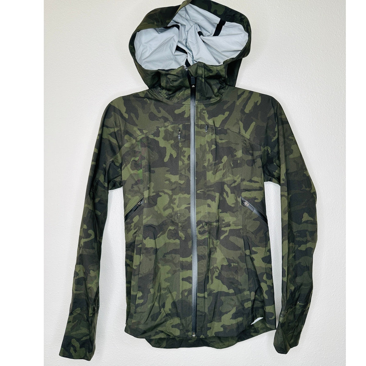 Lululemon Olive Green & Black Camo Print Front Zip Hooded Jacket 2