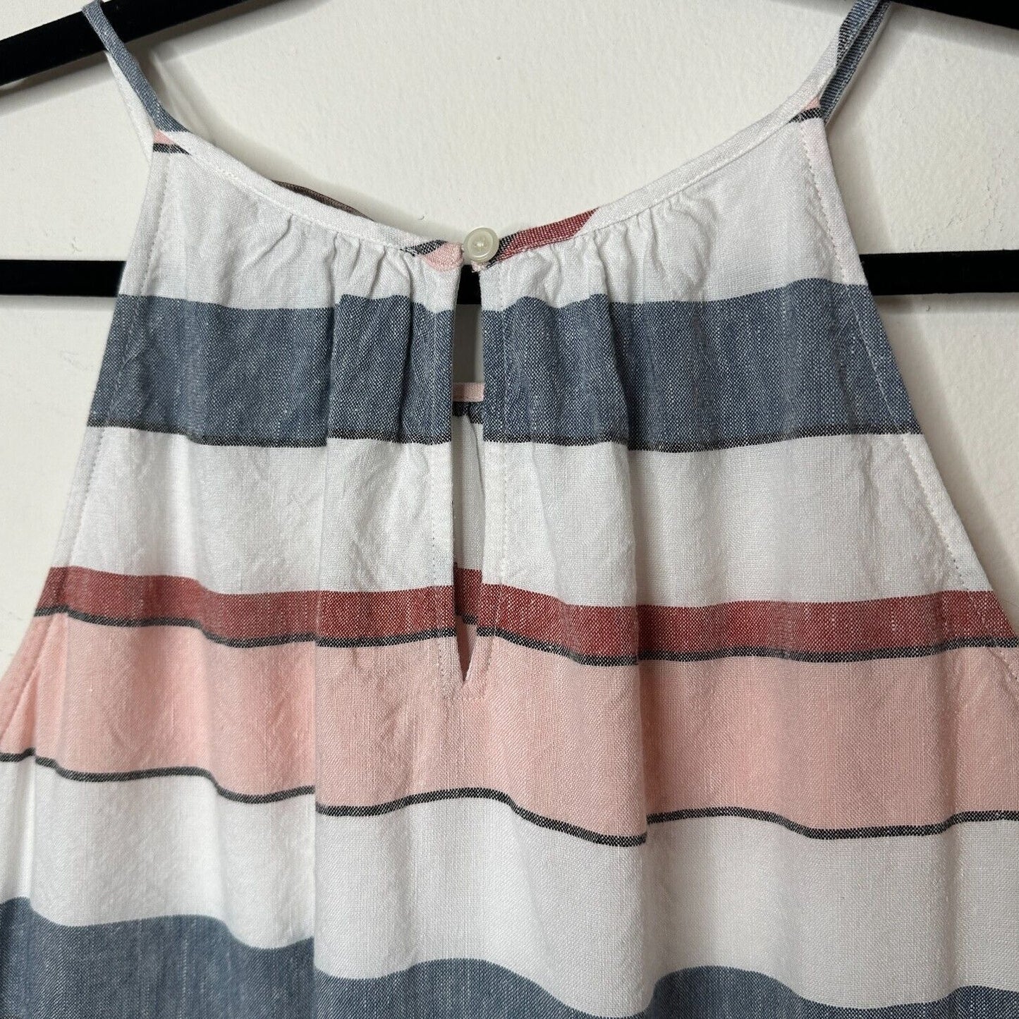 Loft Gray White Pink Stripe Linen Blend Halter Neck Sleeveless Blouse Keyhole SM