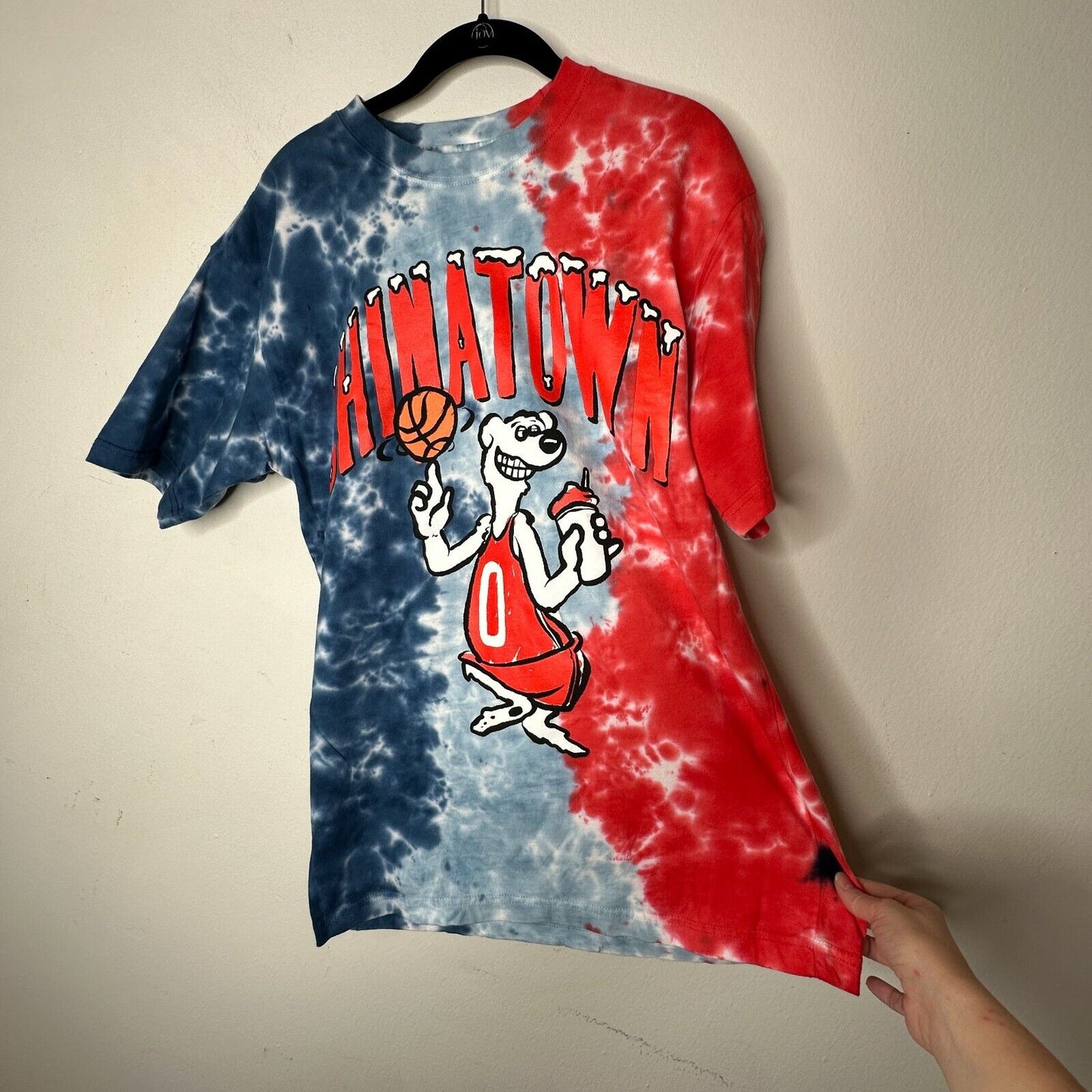 NWOT Chinatown Market Red White & Blue Tie Dye Short Sleeve Basketball Tee M