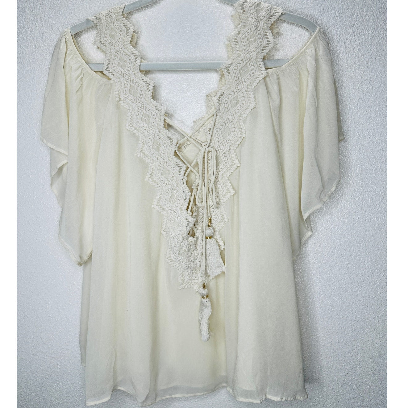 Love Sam Ivory Cream Crochet V-Neckline Tie Back Cold Shoulder Top M