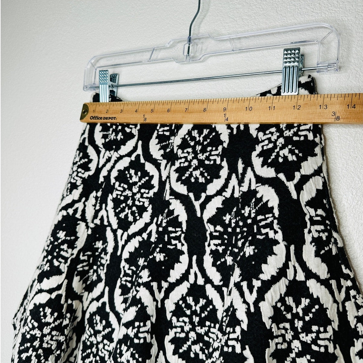 Lovers + Friends Tatum Black & White Jacquard Mini Skirt XS