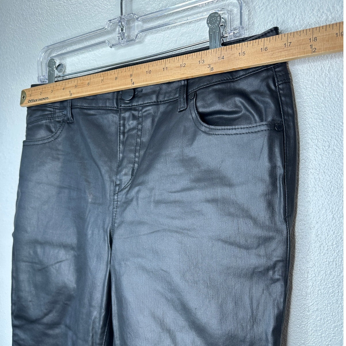 1822 Denim Black Shimmer Leatherette Skinny Pant 30 P / 10 P