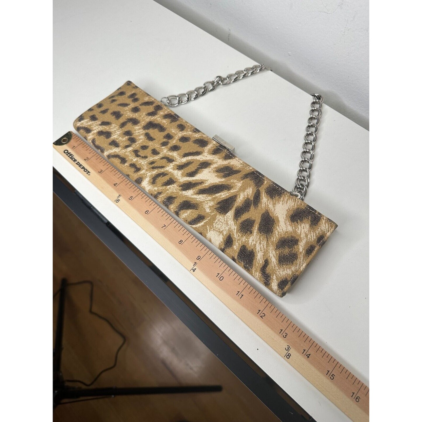 Vintage Fashion Express Leopard-Print Slim Clutch Silver Chain Strap Black Lined