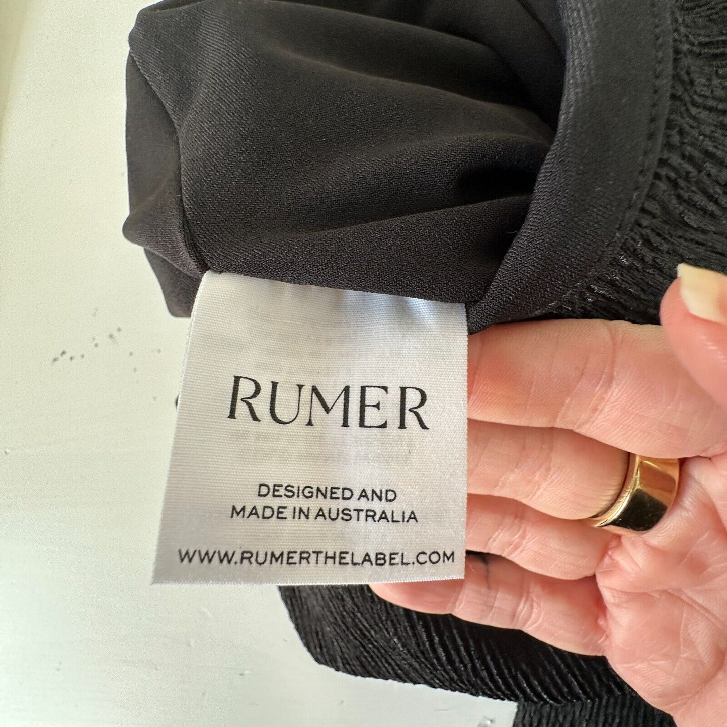 NWT Rumer Black High Waist Pencil Tucker Maxi Elastic Back Slit S