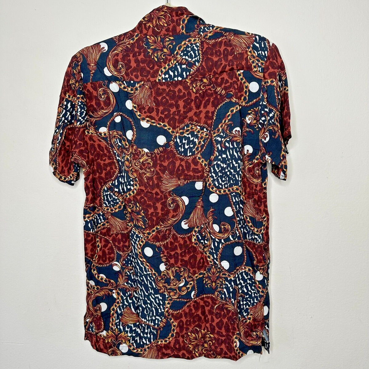 Inamorata Burgundy Leopard-Link Short Sleeve Button Down El Camino Shirt XS / S