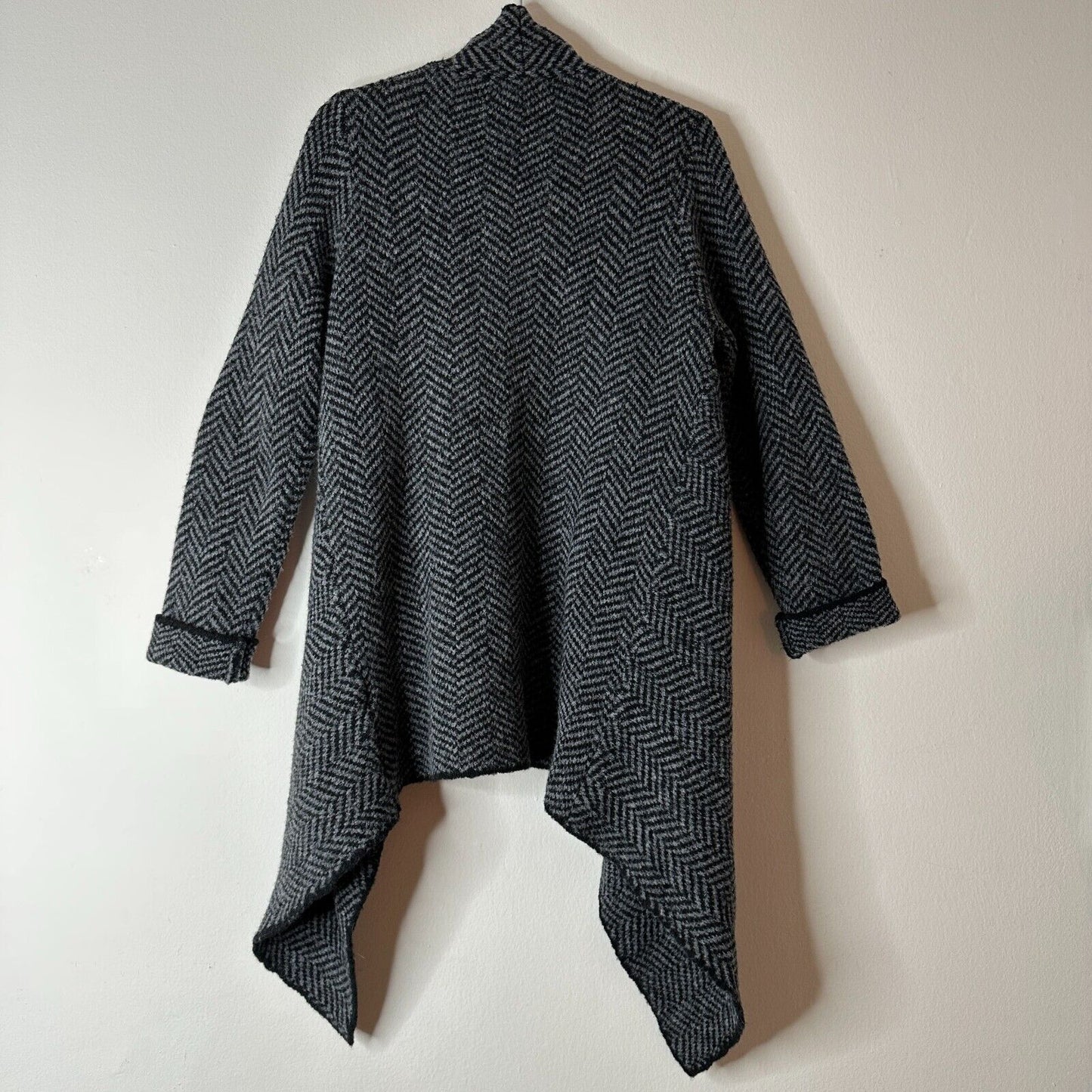 Cocogio Gray & Black Herringbone Waterfall Collar Cardigan Asymmetrical Hem L