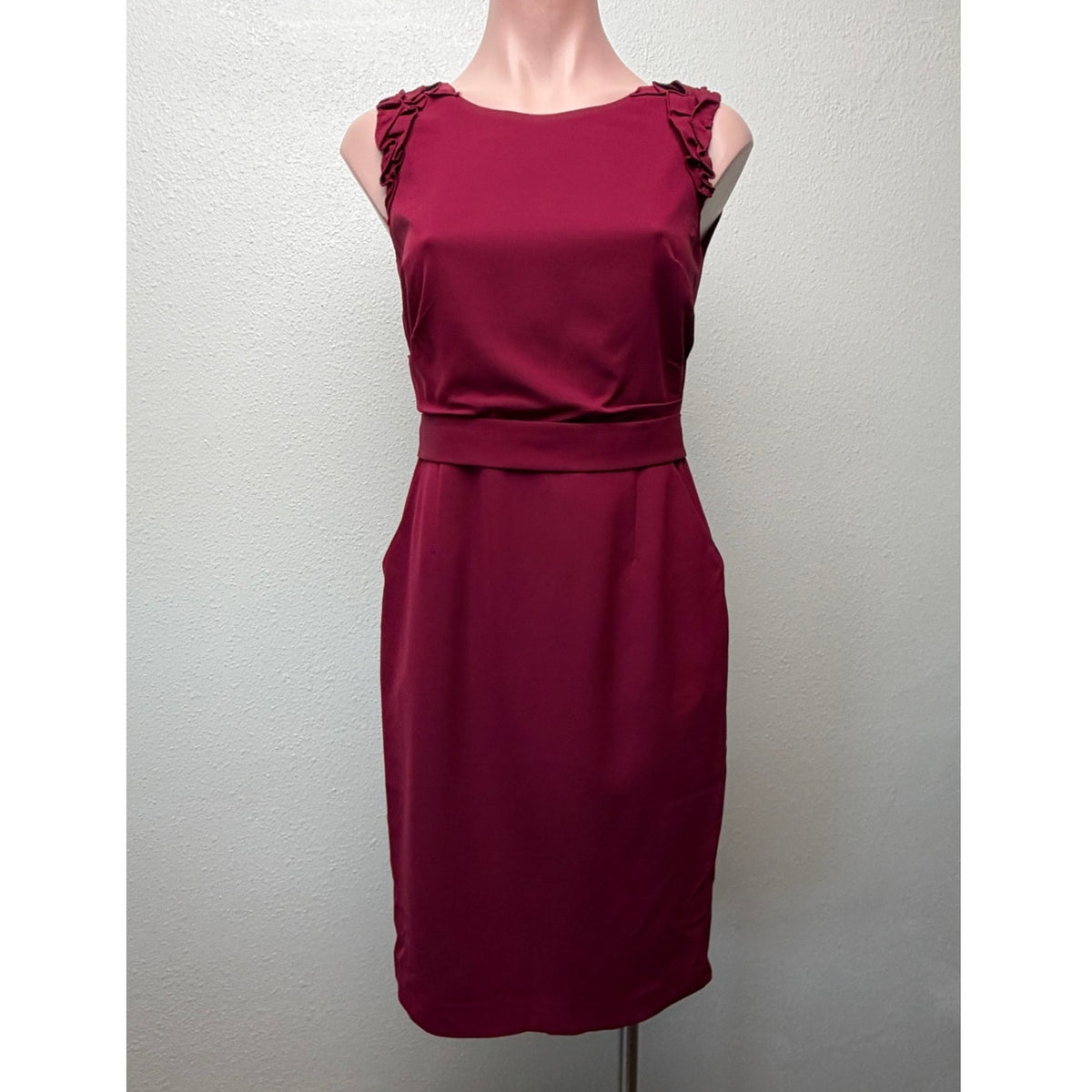 Elie Tahari Burgundy Ruffle Shoulder Sleeveless Sheath Dress Women's US 0