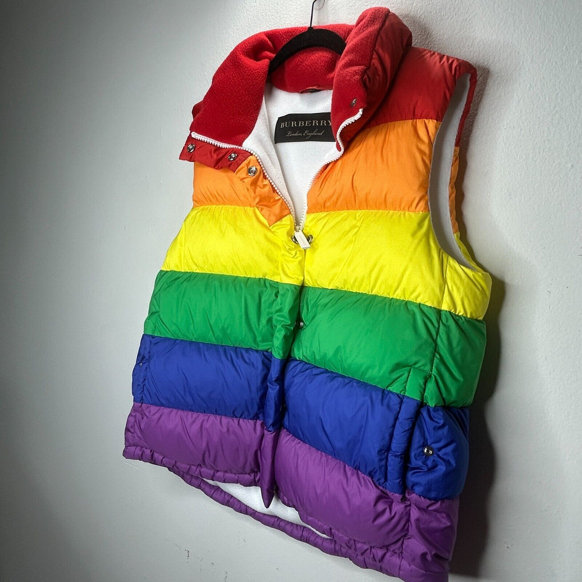 RARE Burberry Rainbow Stripe Down Filled Quilted Puffer Vest Concealed Zip S