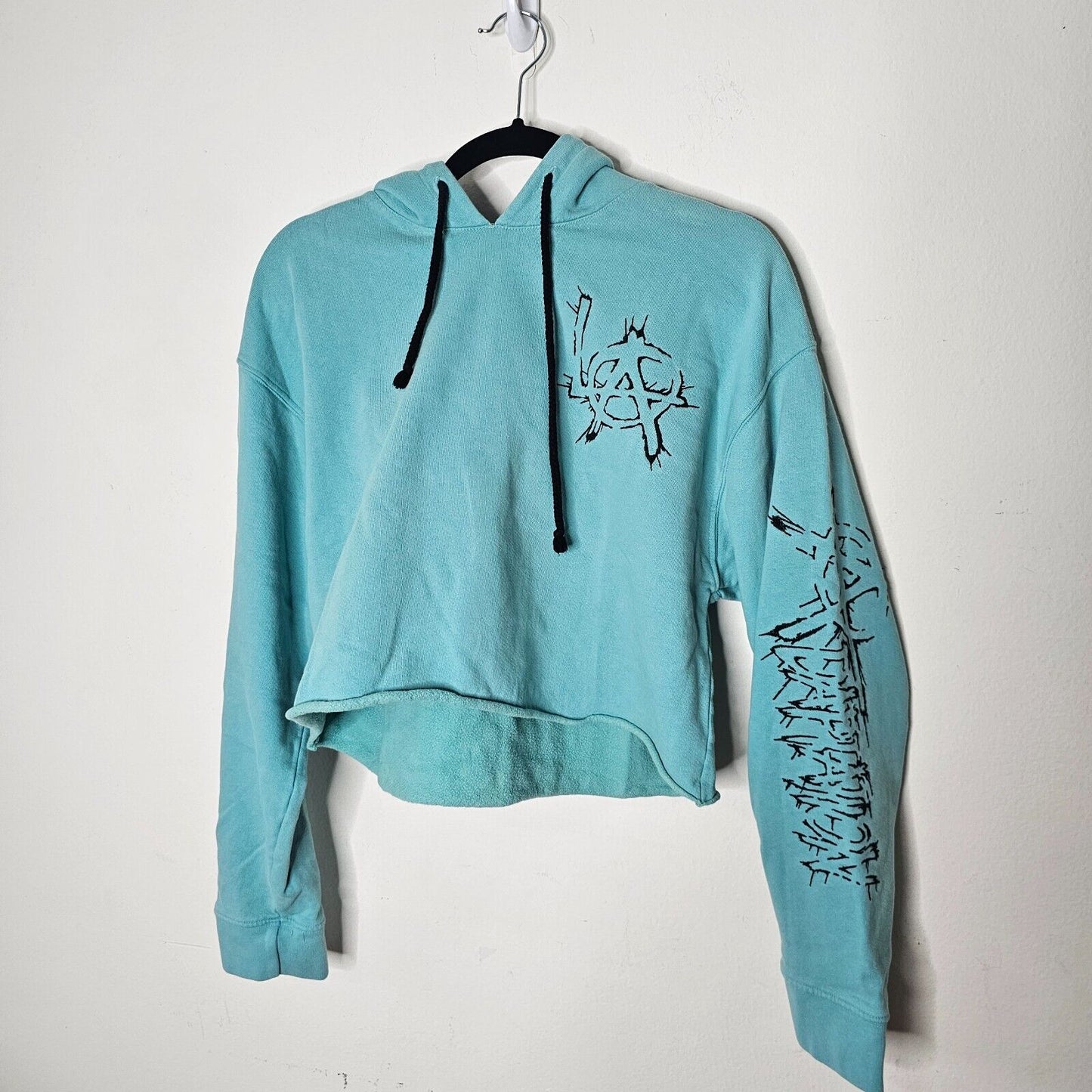 Post LA Adaptation Aqua and Black Graphic Long Sleeve Crop Hooded Sweater Small