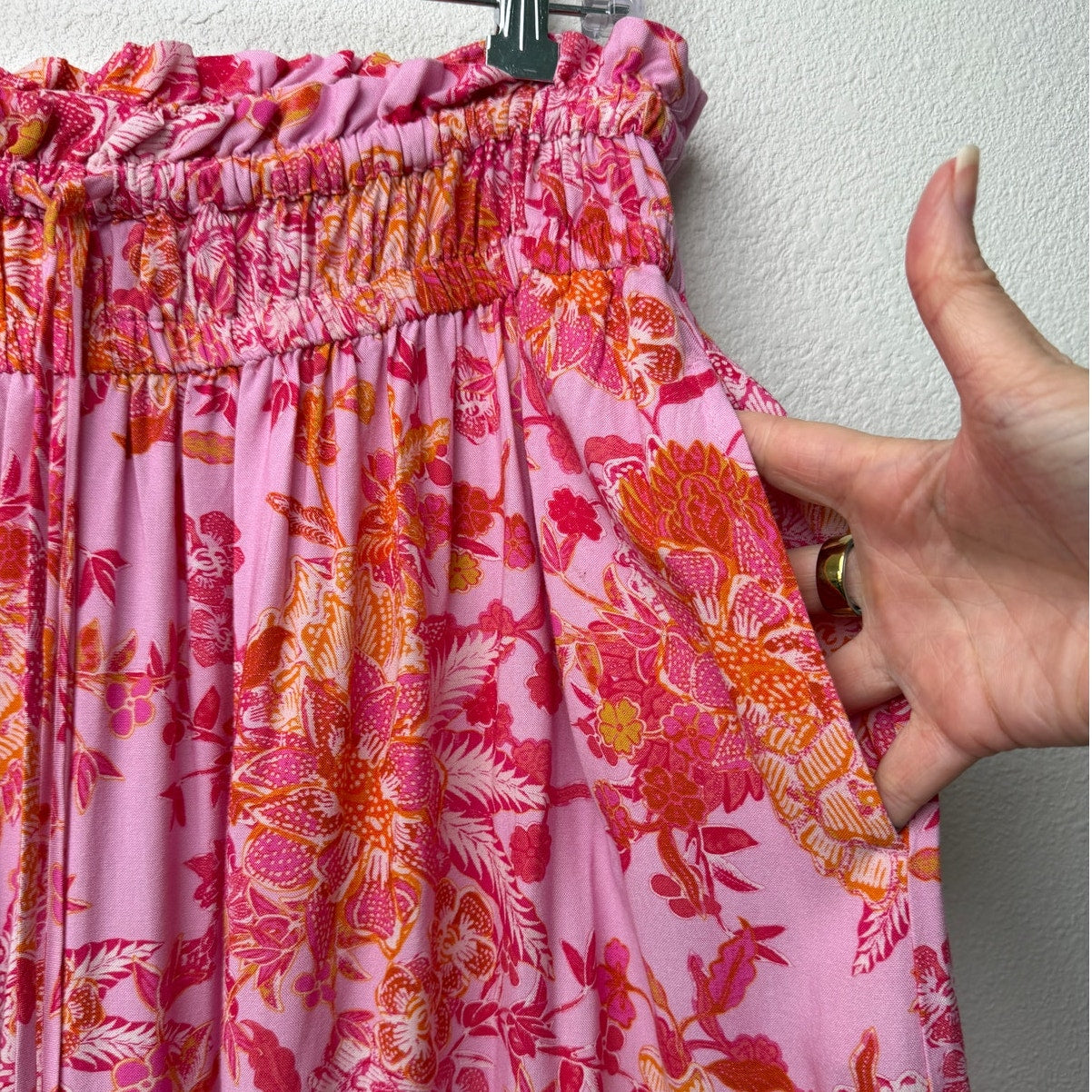 Xirena Pink Tropical Floral Ruched Tie Waist Midi Skirt M