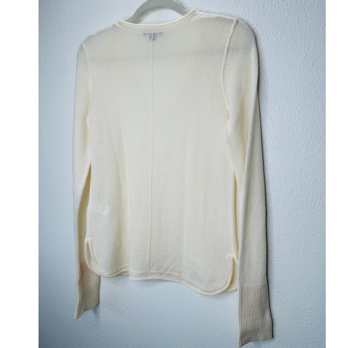 James Perse Cream Long Sleeve Scoop V Neck Cashmere Sweater 4 / XL